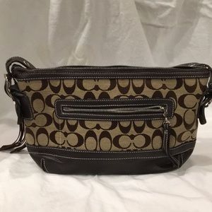 Vintage Coach tan/dark brown jacquard with brown leather trim shoulder bag